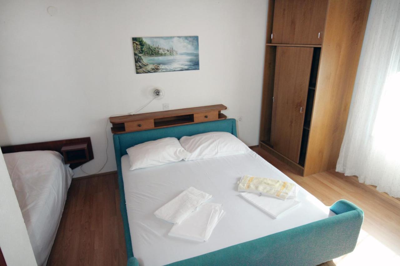 Apartments By The Sea Suha Punta, Rab - 5050 Kampor Bagian luar foto