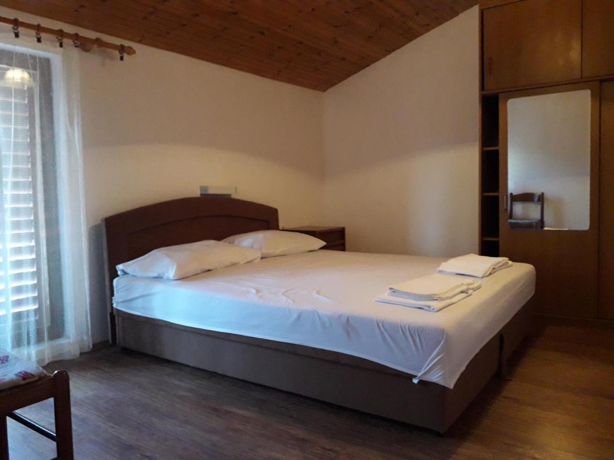 Apartments By The Sea Suha Punta, Rab - 5050 Kampor Bagian luar foto