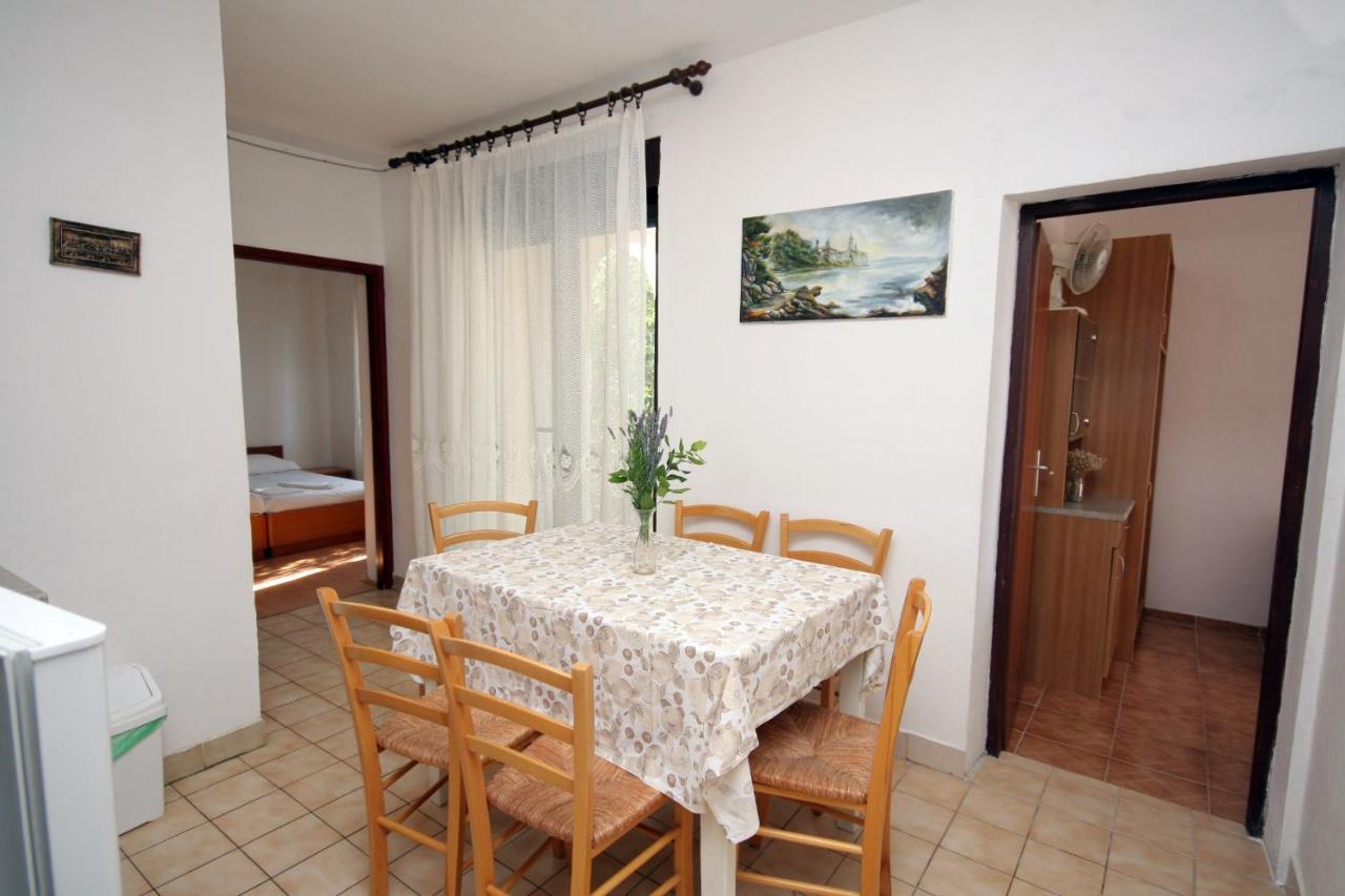 Apartments By The Sea Suha Punta, Rab - 5050 Kampor Bagian luar foto